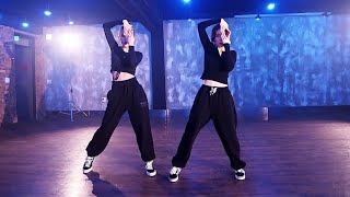 IRENE amp SEULGI  Naughty dance practice mirrored [upl. by Jeritah119]