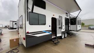 DOUBLE LOFT RV Check out the 42FLDL Salem Grand Villa [upl. by Ain]