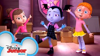 Vampirina  Poppy Learns Vampirinas Secret [upl. by Trude]