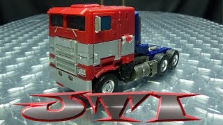 JUST TRANSFORM IT Studio Series 38 Voyager Optimus Prime [upl. by Ava]