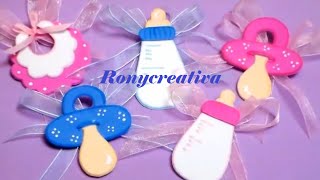 Distintivos para BABY SHOWER  Baby Shower souvenirs DIY [upl. by Yeldua78]